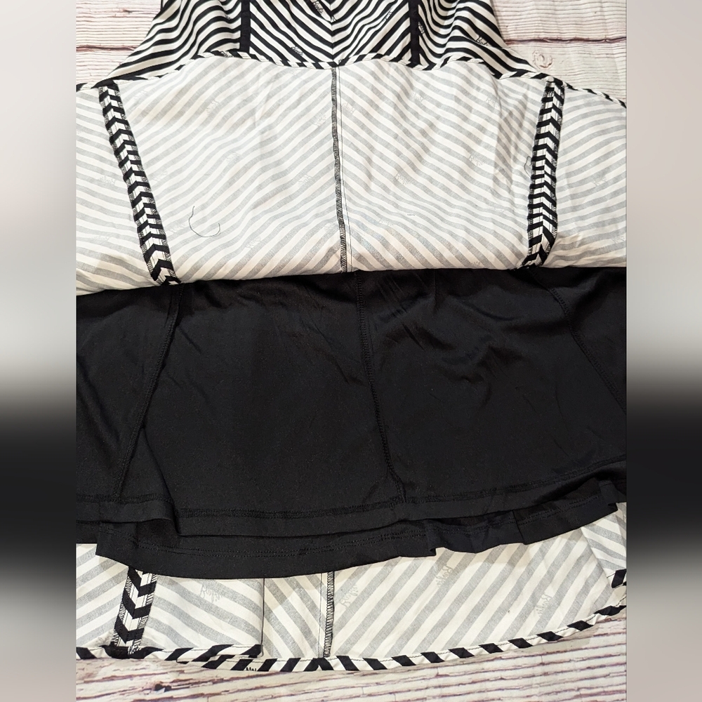 Torrid X Barbie Black & White Retro Stripe Swing Flare Halter Dress SZ 16 NWT - Picture 6 of 11